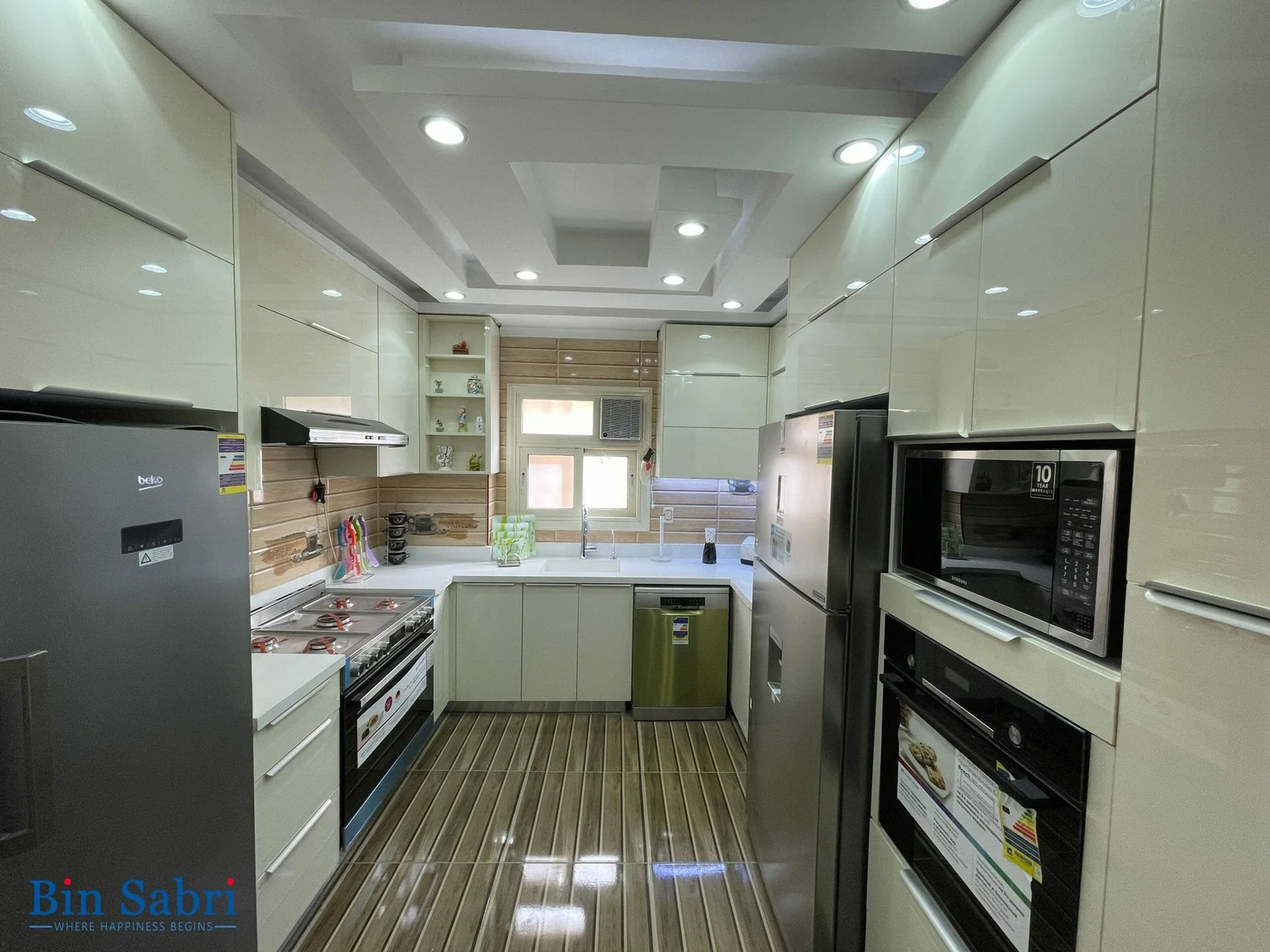 مطابخ كاملة 2025 مطابخ مودرن حديثة ابيض و اسود