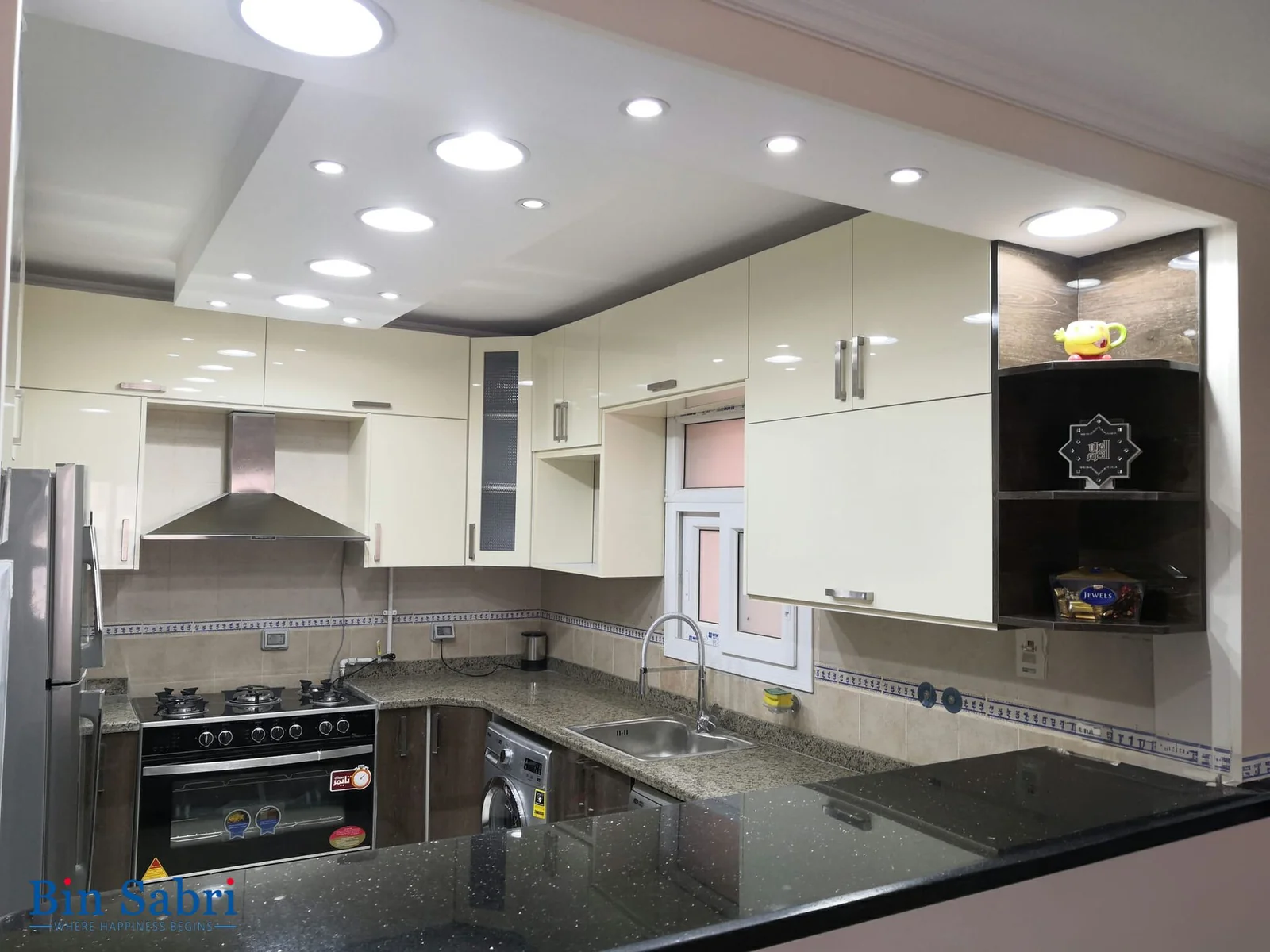 مطابخ خشب مودرن حديثة 2025